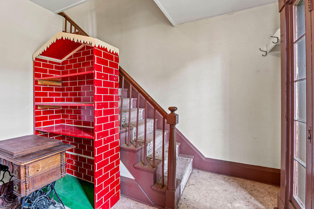 26 Lincoln Street Dover-foxcroft ME 04426