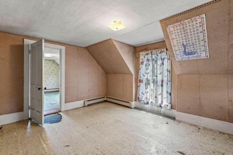 26 Lincoln Street Dover-foxcroft ME 04426