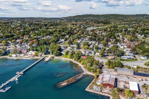 779 Main Street Rockland ME 04841