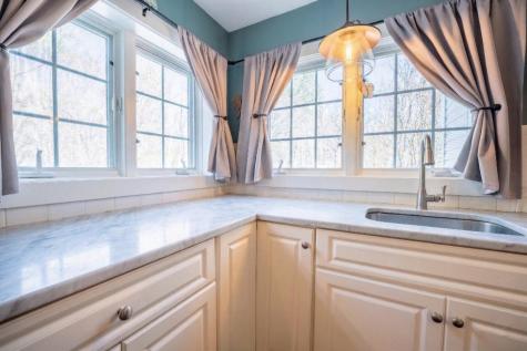 2 River Road York ME 03902