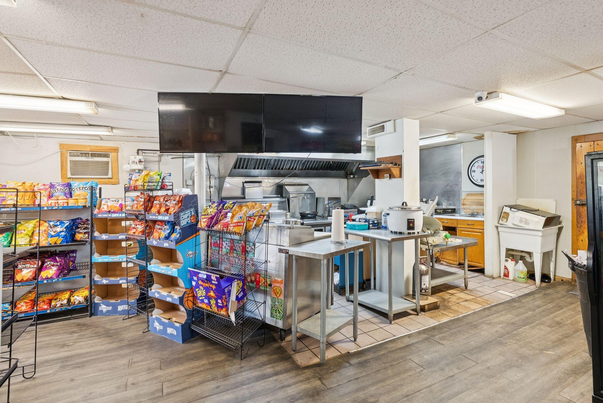 88 Russell Street Lewiston ME 04240