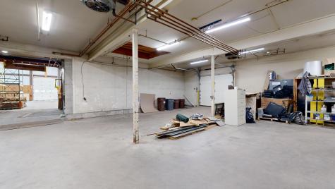 16 Ferry Road Lewiston ME 04240