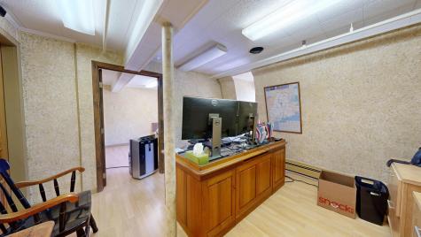 16 Ferry Road Lewiston ME 04240