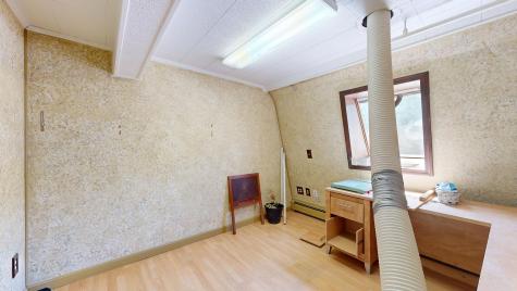 16 Ferry Road Lewiston ME 04240