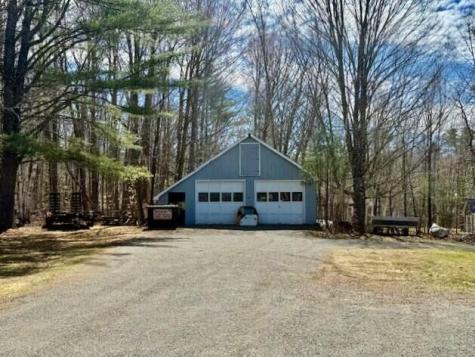 14 Lakeshore Drive Belgrade ME 04917