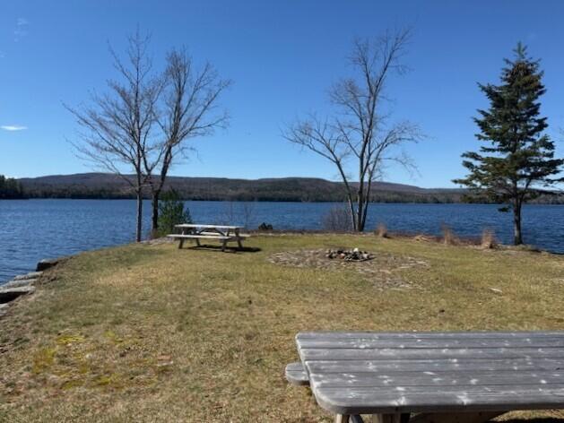 14 Lakeshore Drive Belgrade ME 04917