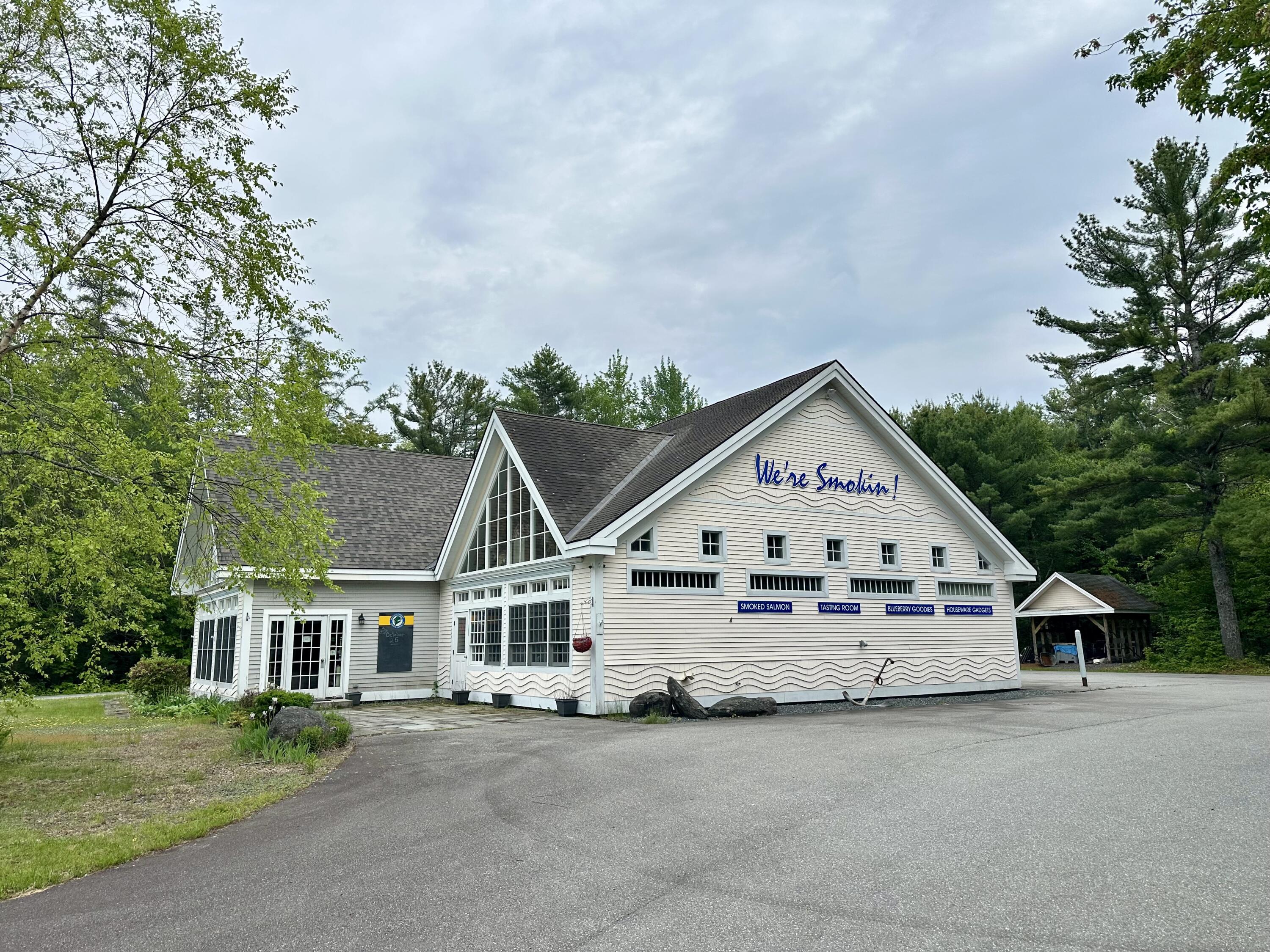 1545 Us-1 Hancock ME 04640