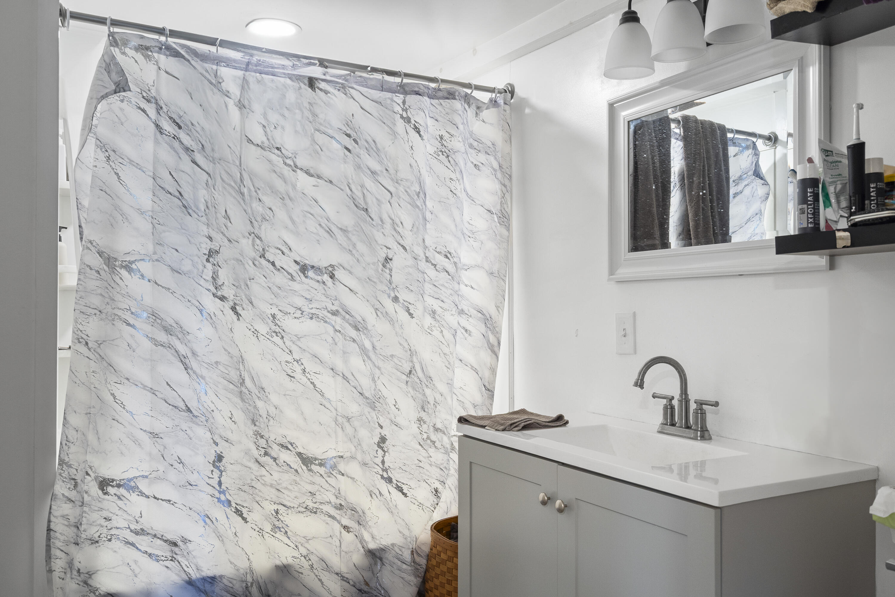 64 Main Street Richmond ME 04357