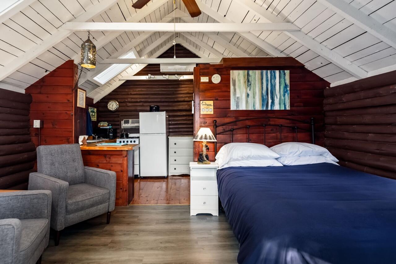 2076 Atlantic Highway Lincolnville ME 04849