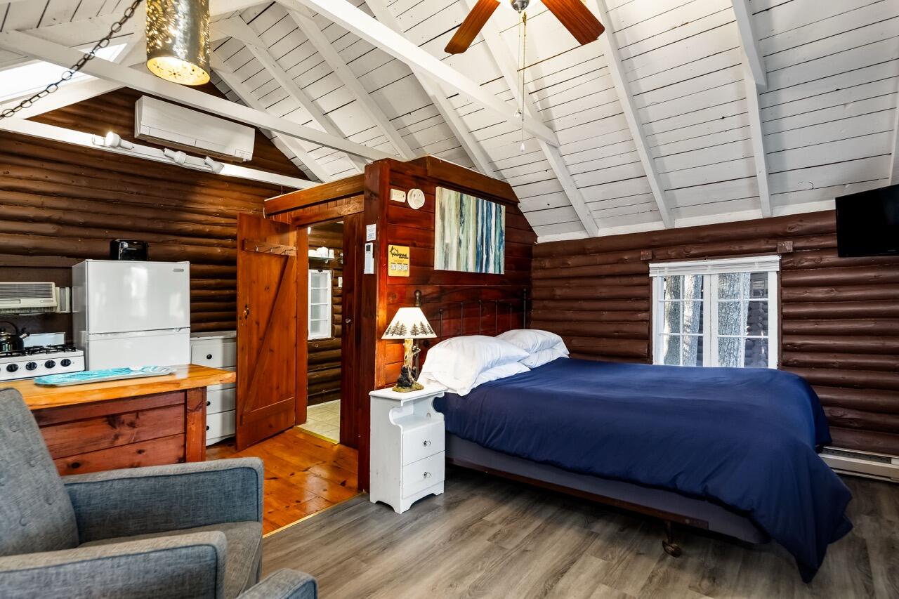 2076 Atlantic Highway Lincolnville ME 04849