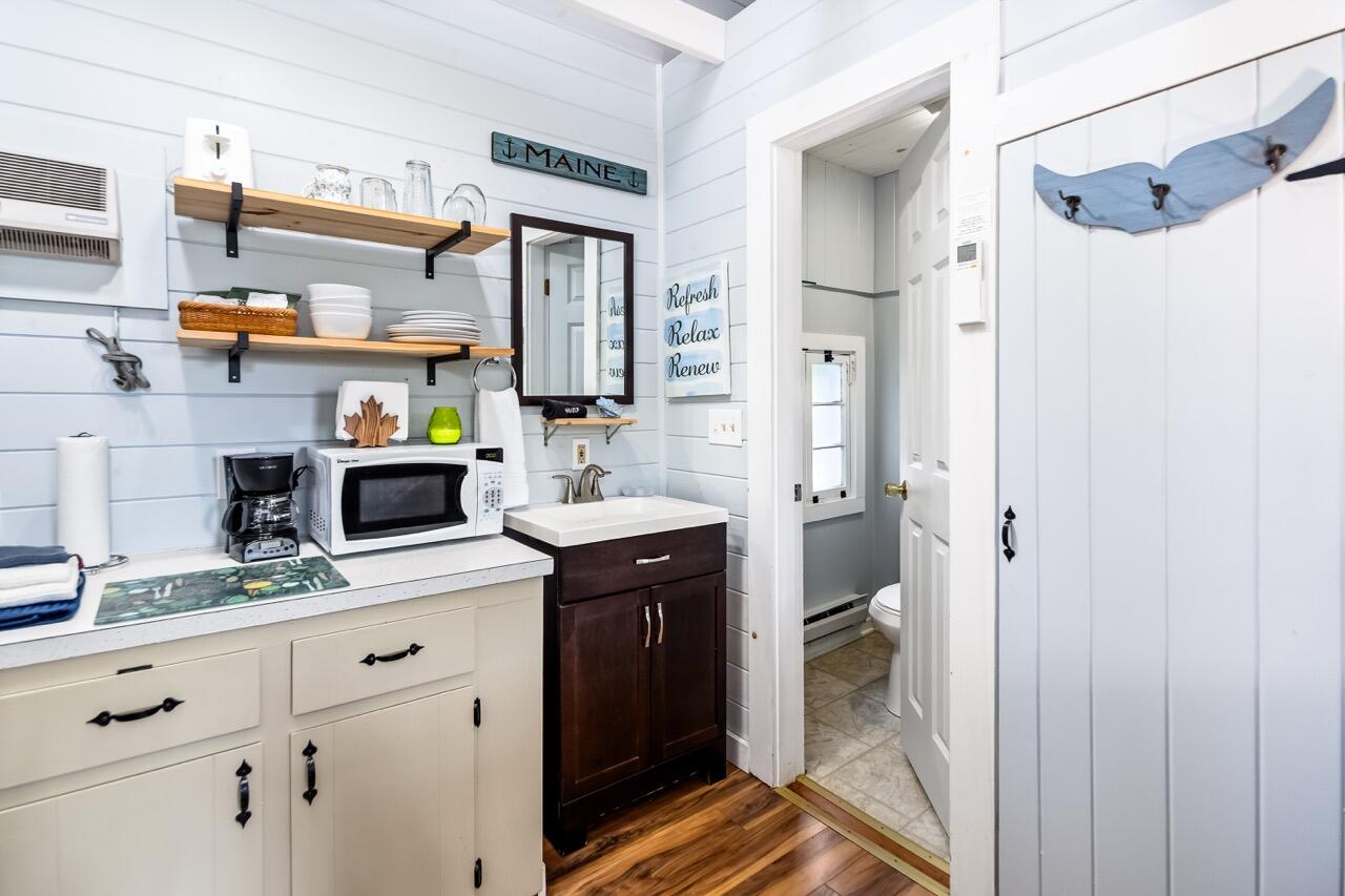 2076 Atlantic Highway Lincolnville ME 04849