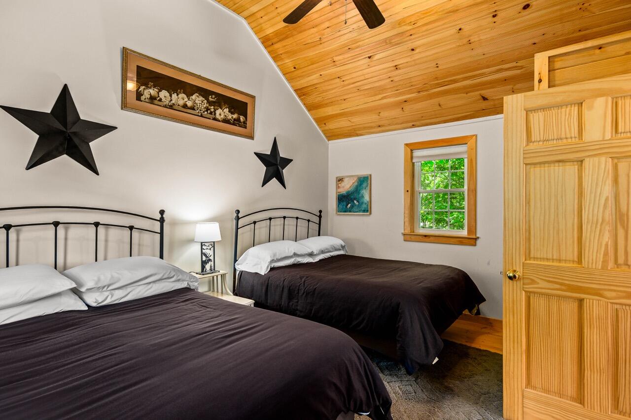 2076 Atlantic Highway Lincolnville ME 04849