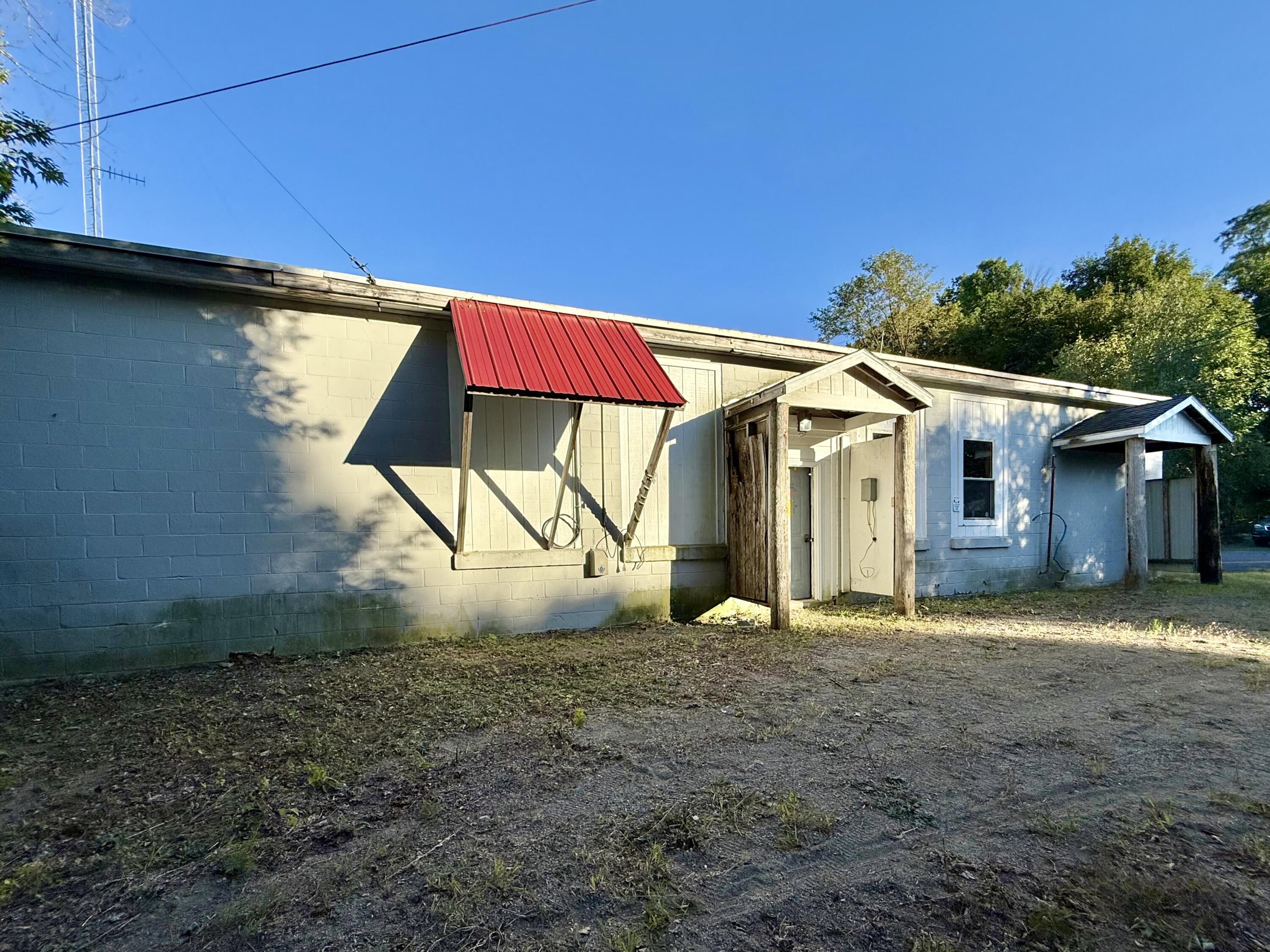 12 Tyler Street Calais ME 04619