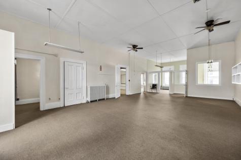 189 Main Street Thomaston ME 04861