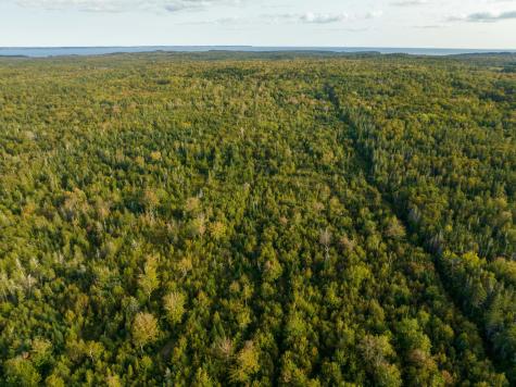 882 County Road Lubec ME 04652