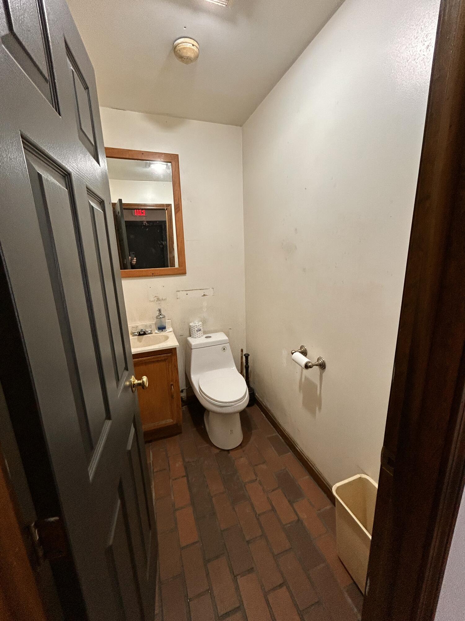 614 Elmwood Road Pownal ME 04069