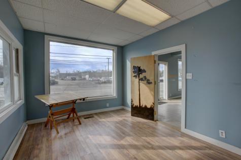 178 Pleasant Street Brunswick ME 04011