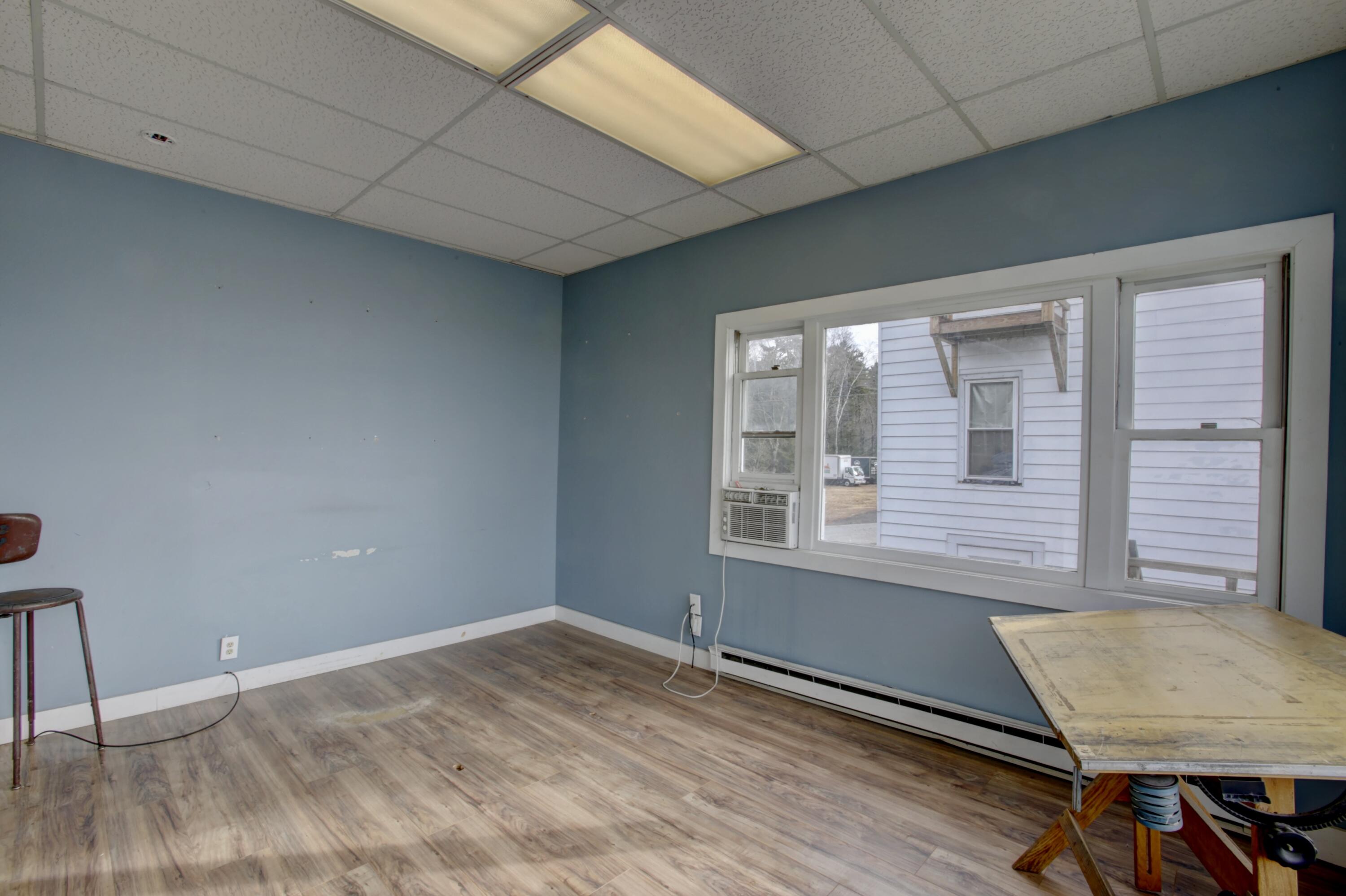 178 Pleasant Street Brunswick ME 04011