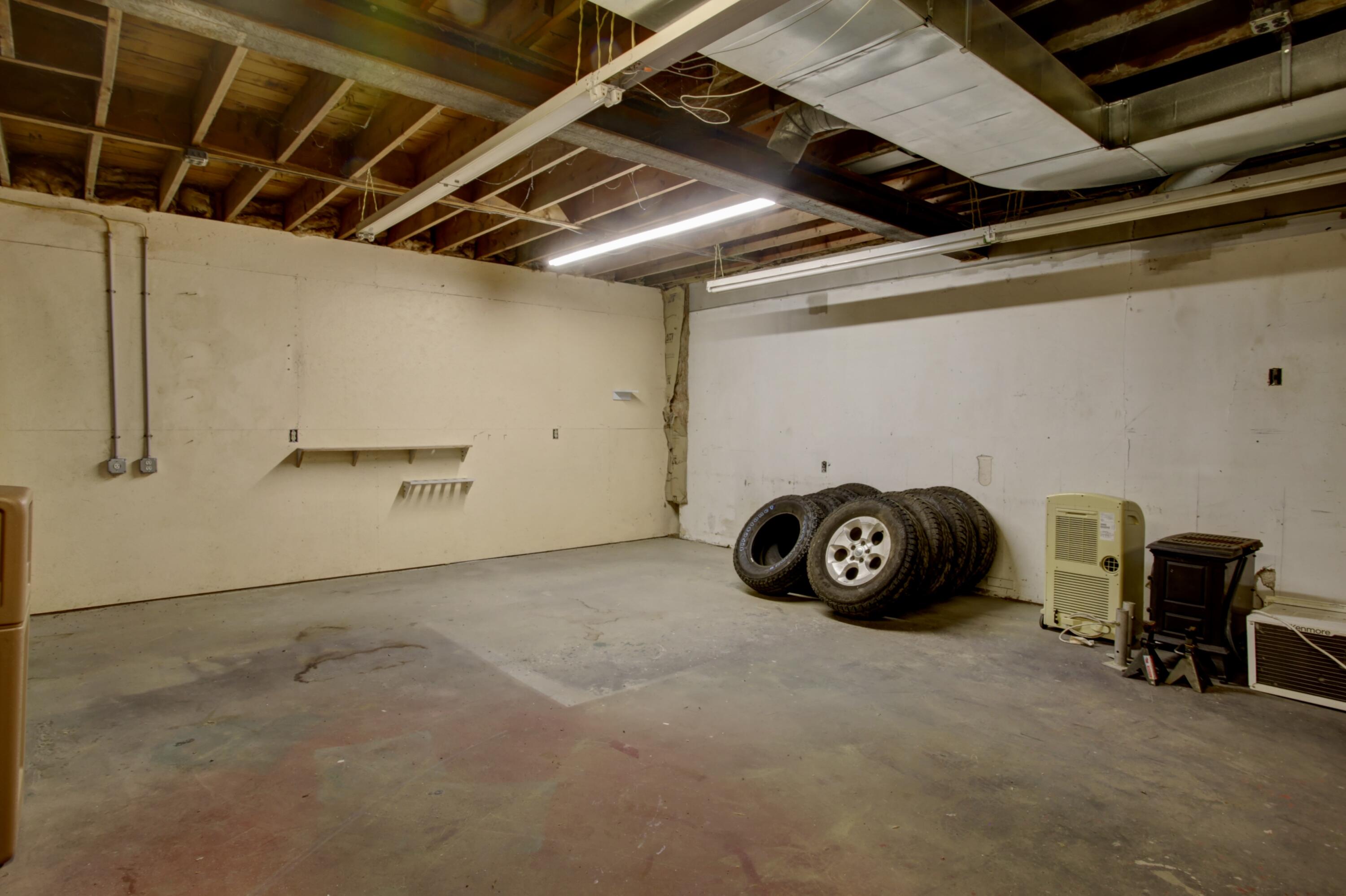 178 Pleasant Street Brunswick ME 04011