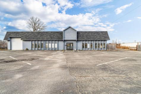 1567 Hammond Street Bangor ME 04401