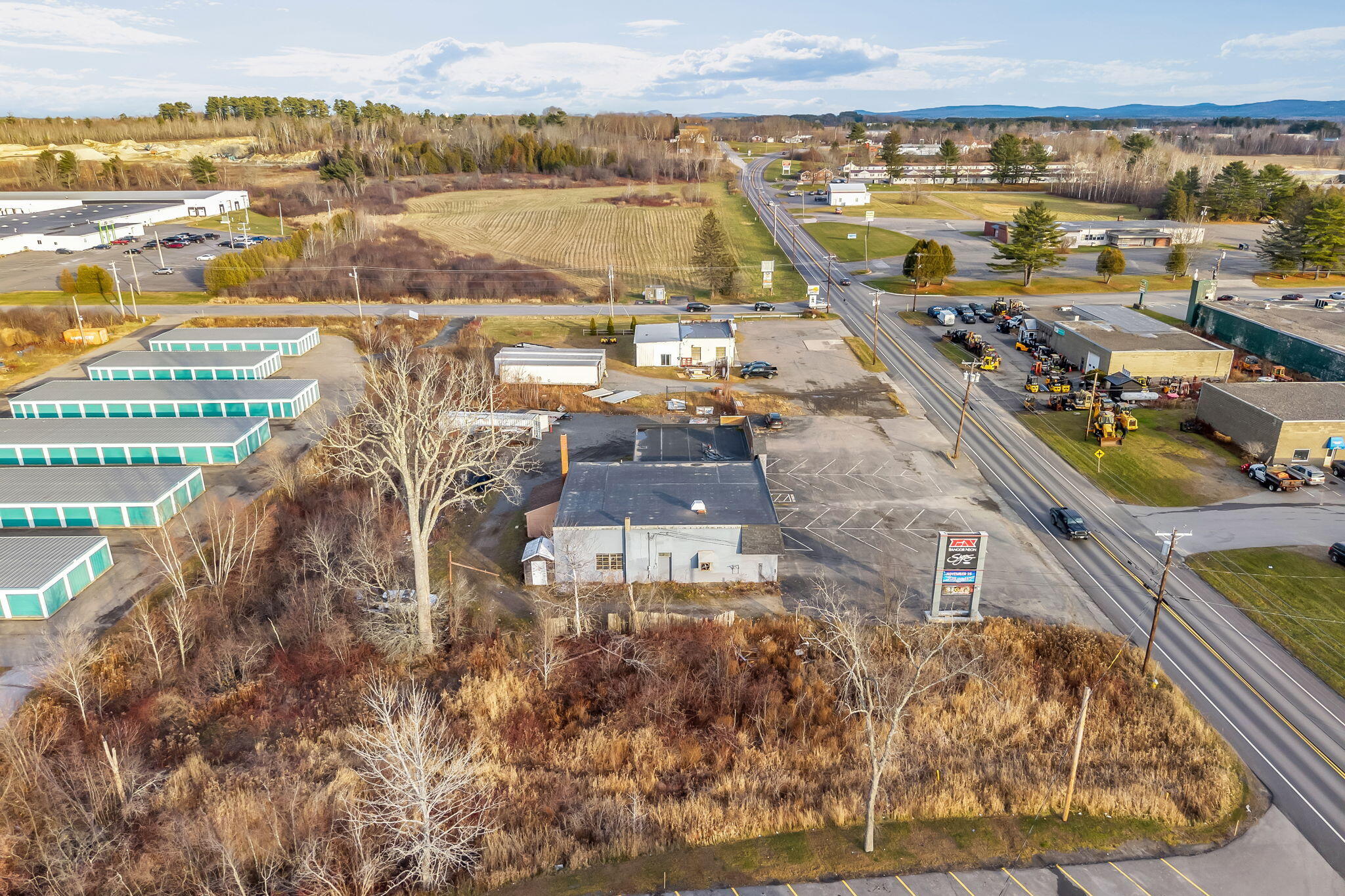 1567 Hammond Street Bangor ME 04401