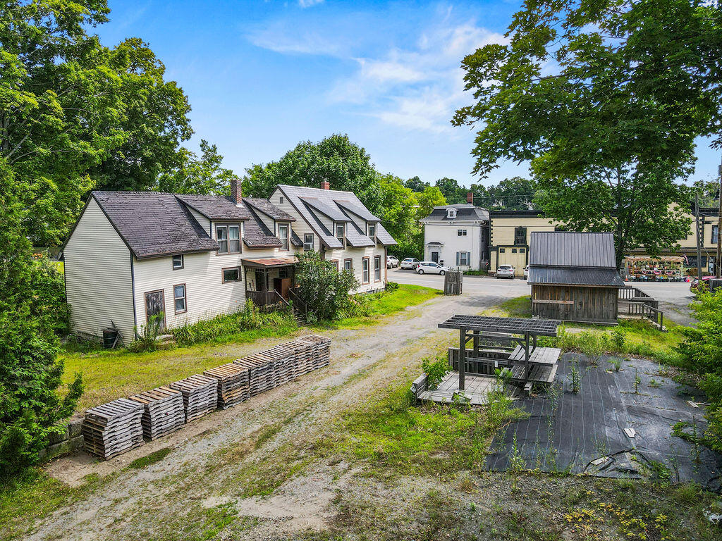 26 Lincoln Street Dover-foxcroft ME 04426