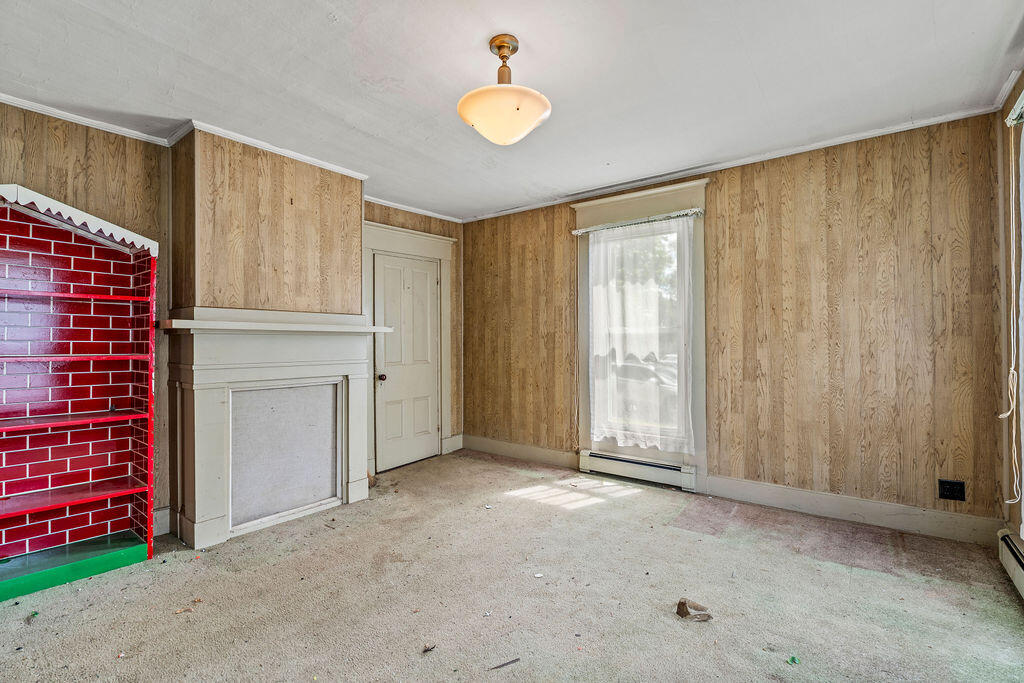 26 Lincoln Street Dover-foxcroft ME 04426