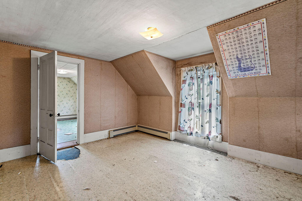 26 Lincoln Street Dover-foxcroft ME 04426