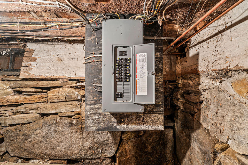 26 Lincoln Street Dover-foxcroft ME 04426