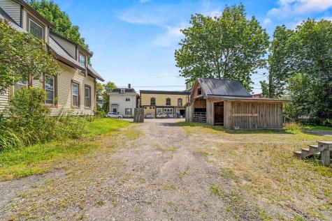 26 Lincoln Street Dover-foxcroft ME 04426