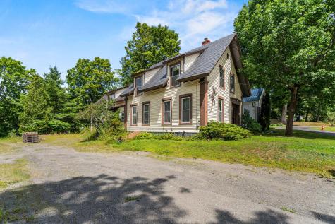 26 Lincoln Street Dover-foxcroft ME 04426