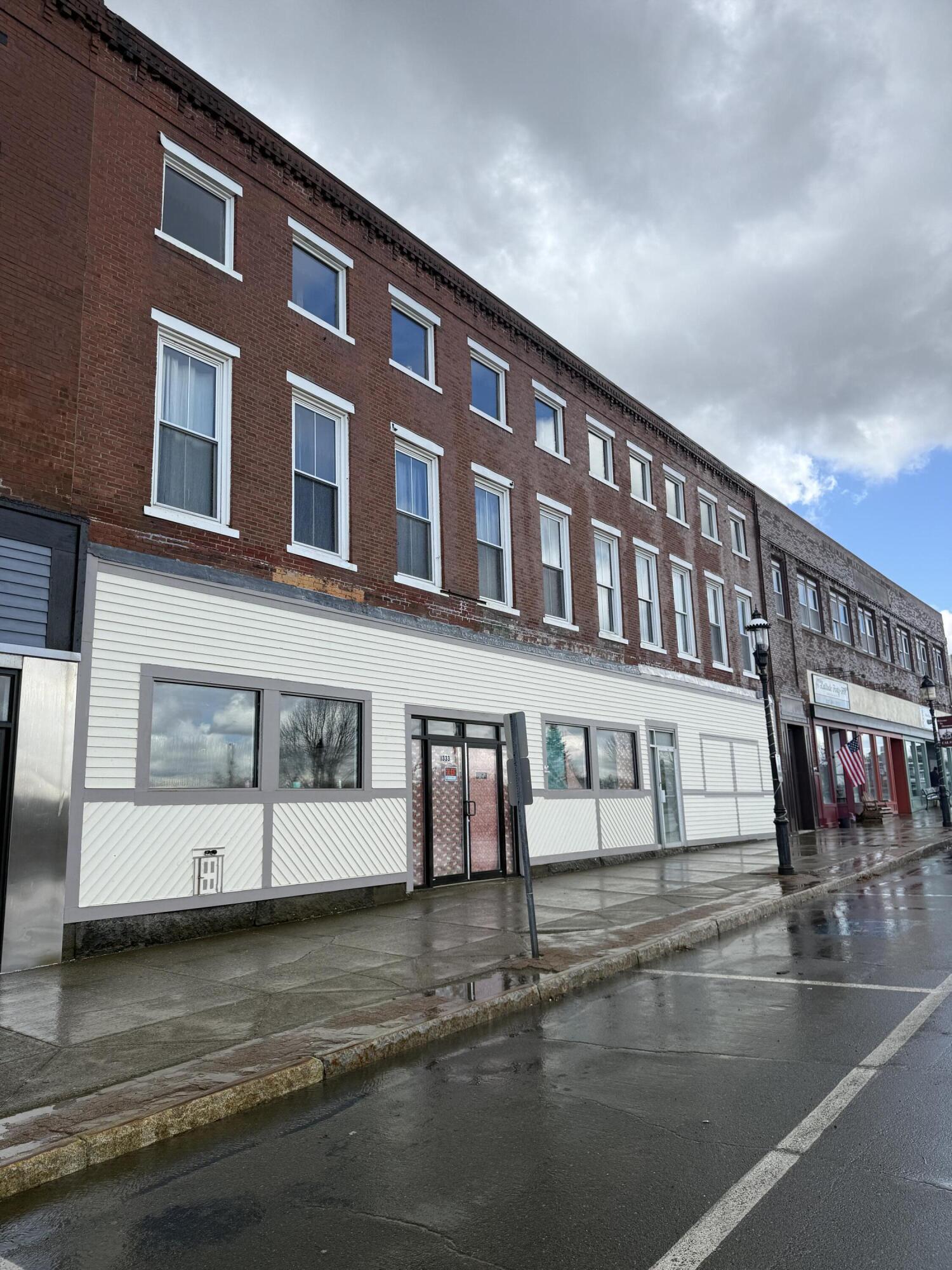 327 - 333 Main Street Calais ME 04619