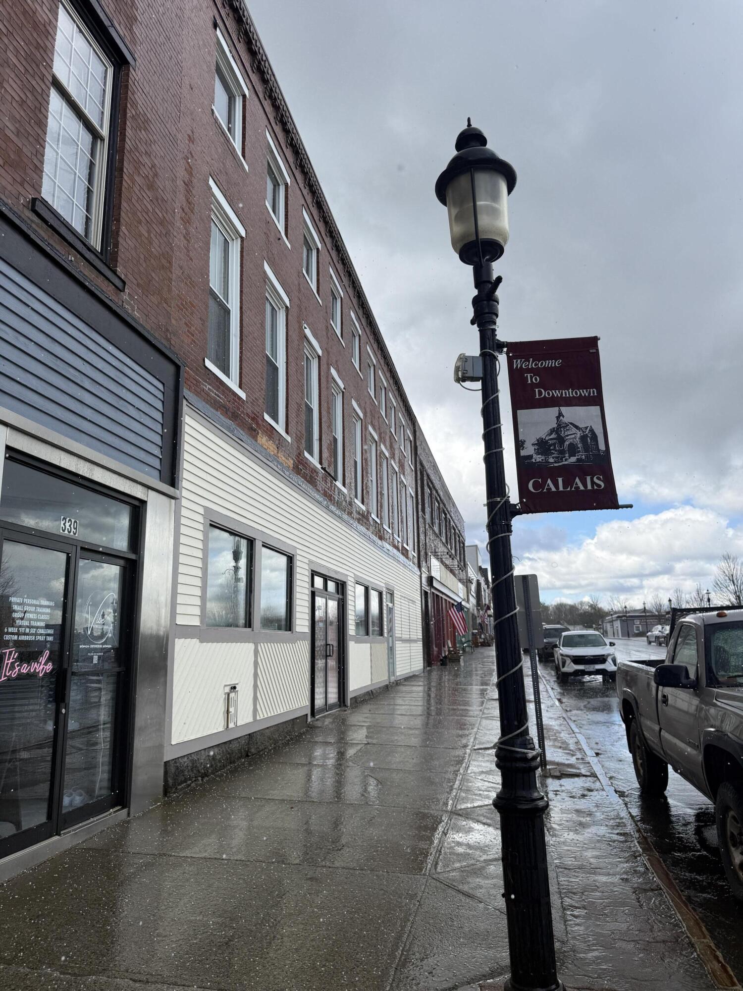 327 - 333 Main Street Calais ME 04619