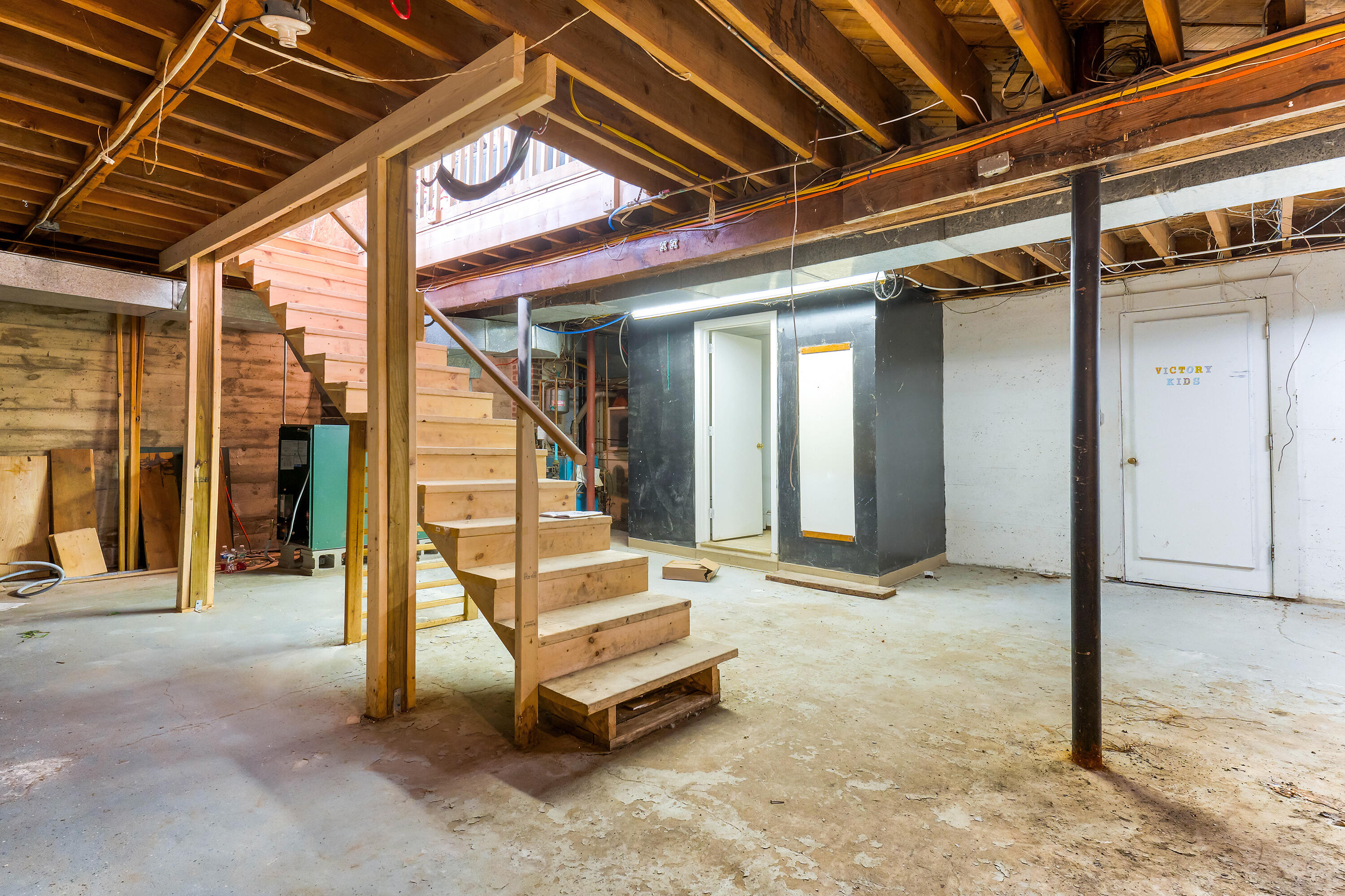 101 Leeman Highway Bath ME 04530