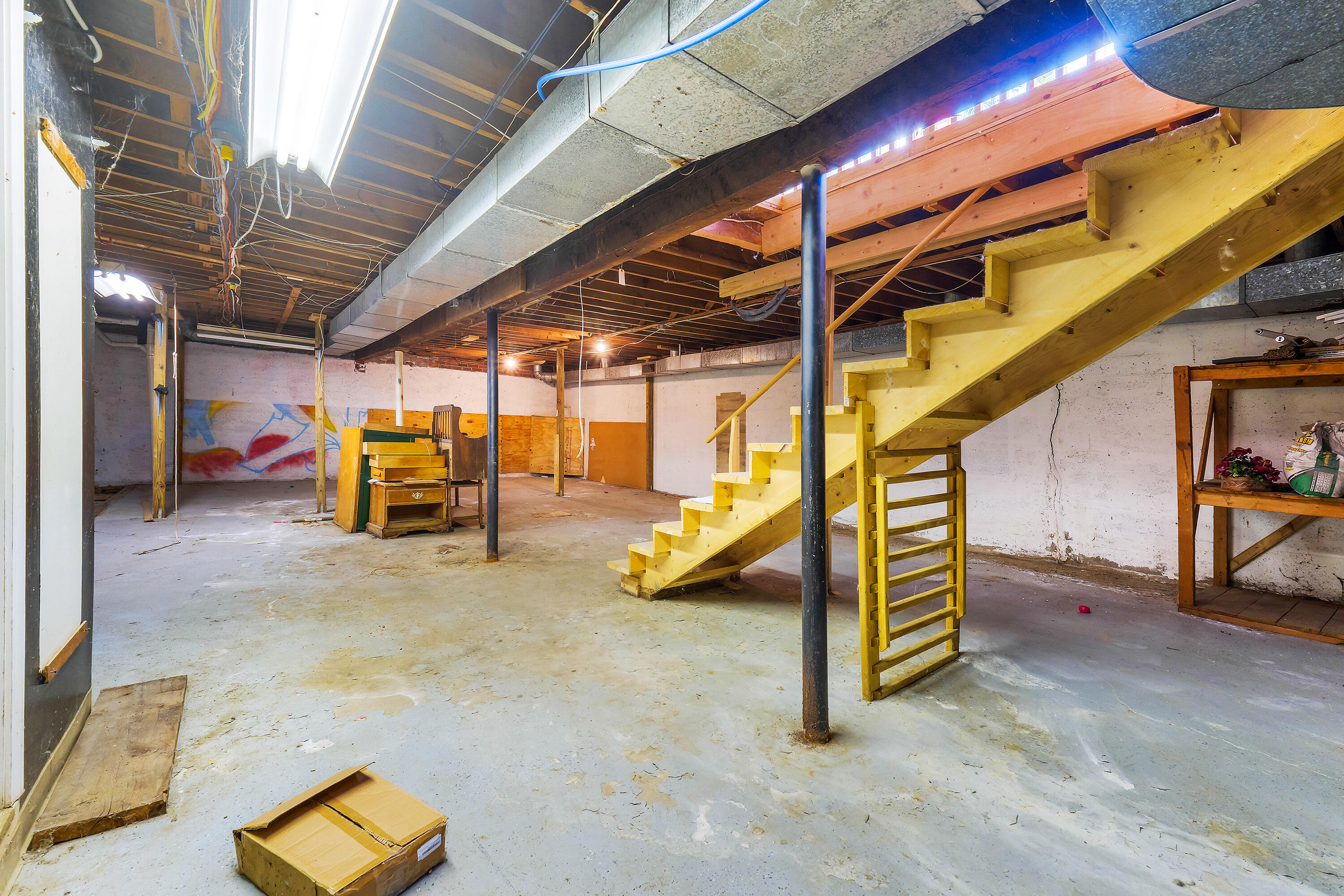 101 Leeman Highway Bath ME 04530