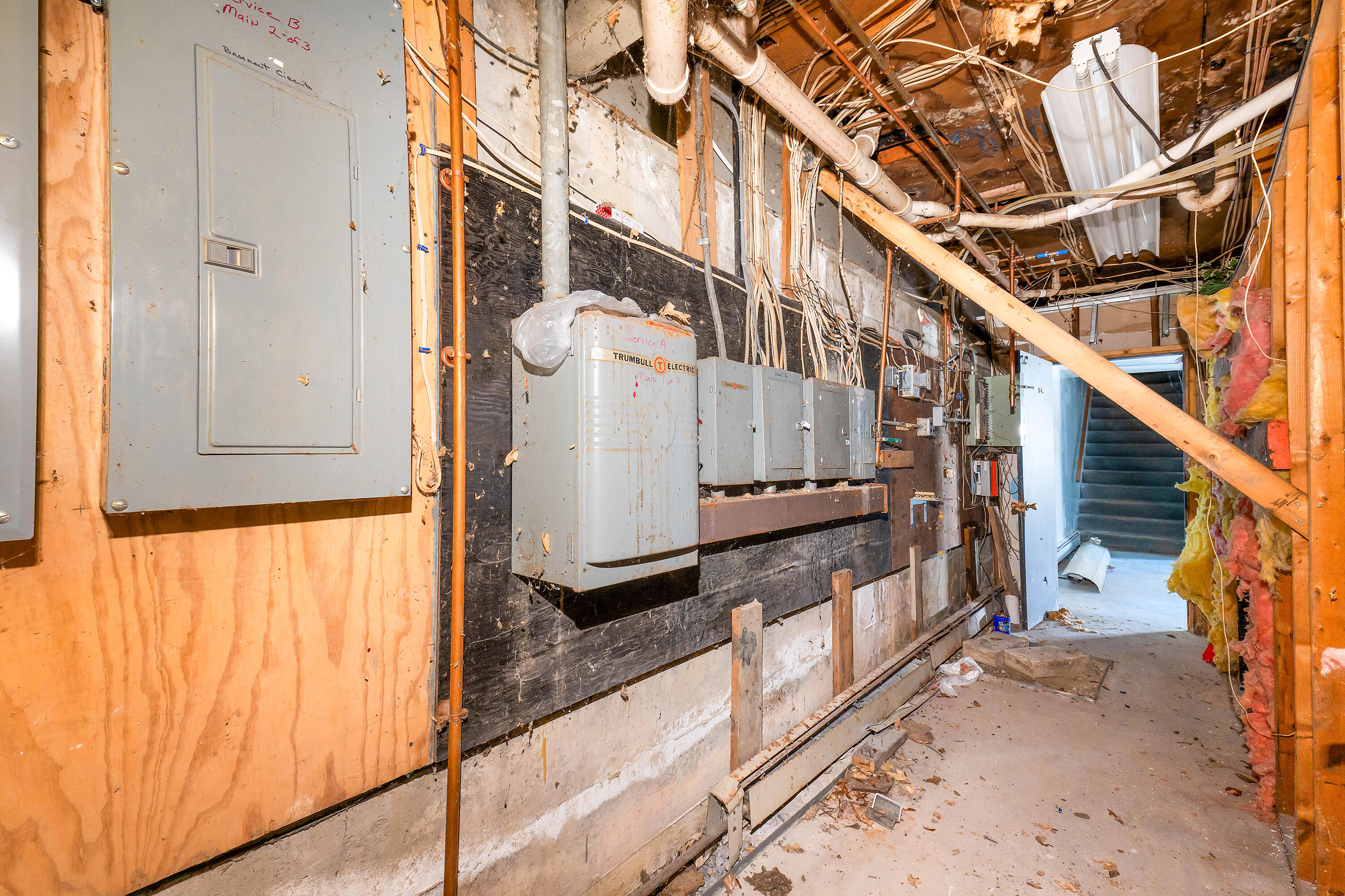 101 Leeman Highway Bath ME 04530