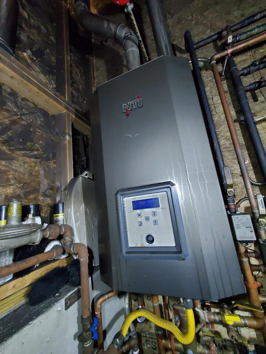 999 Main Road Eddington ME 04428