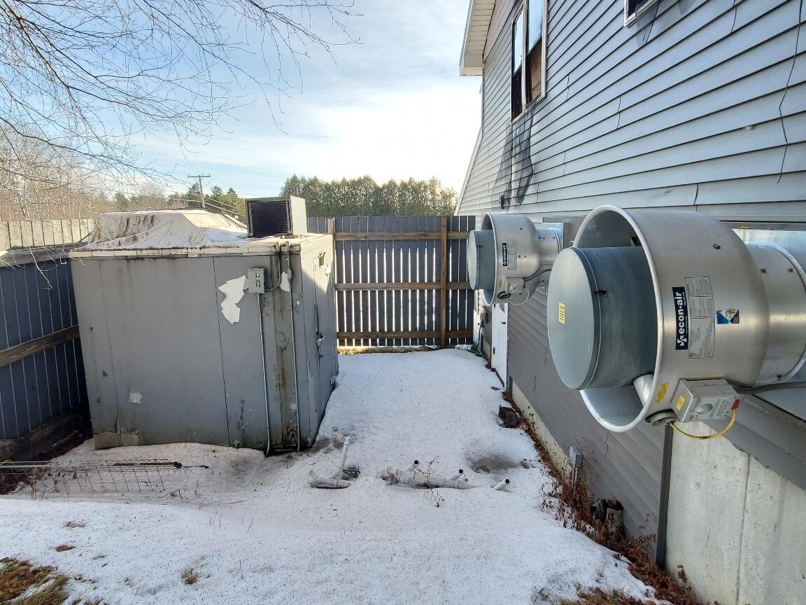 999 Main Road Eddington ME 04428