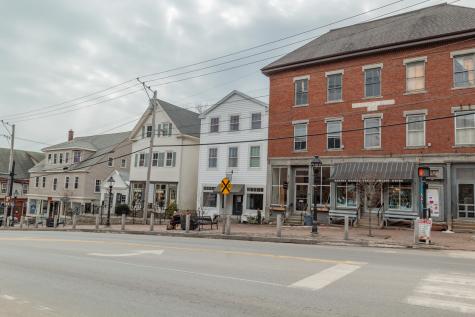 72 Main Street Wiscasset ME 04578