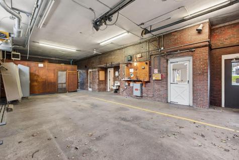 834 Main Street Lewiston ME 04240