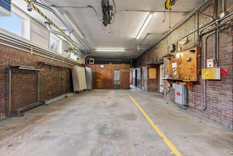 834 Main Street Lewiston ME 04240