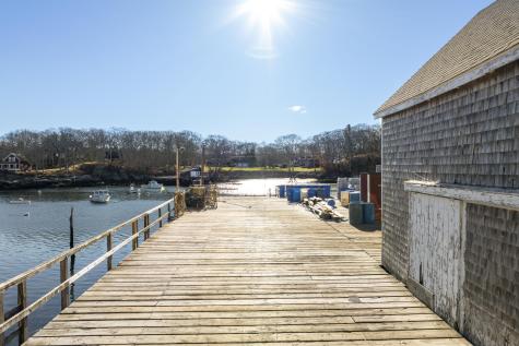 127,129 State Route 32 Route Bristol ME 04554