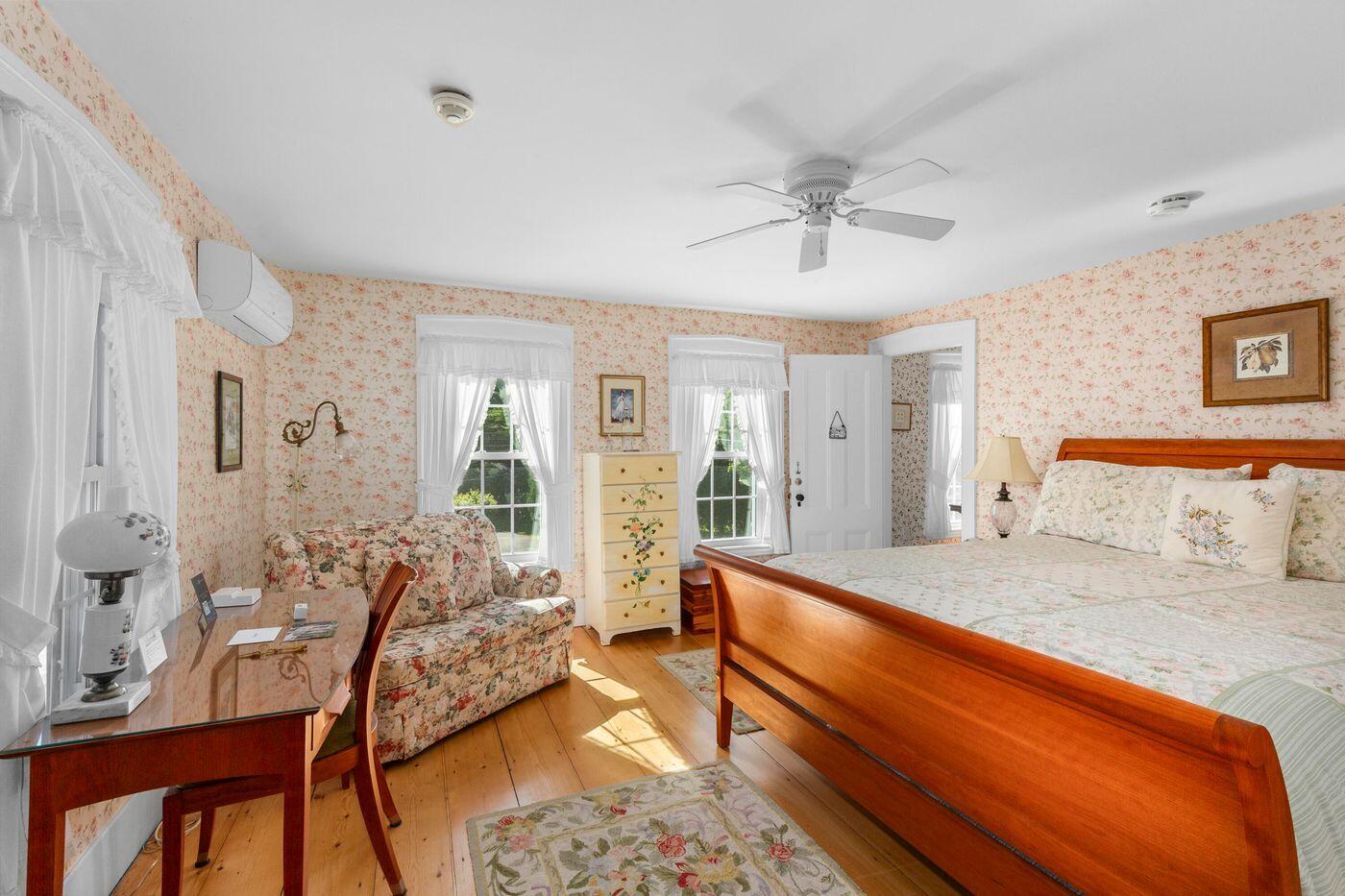 22 High Street Camden ME 04843