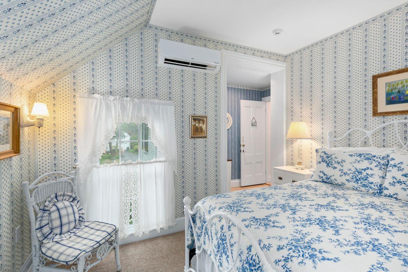 22 High Street Camden ME 04843