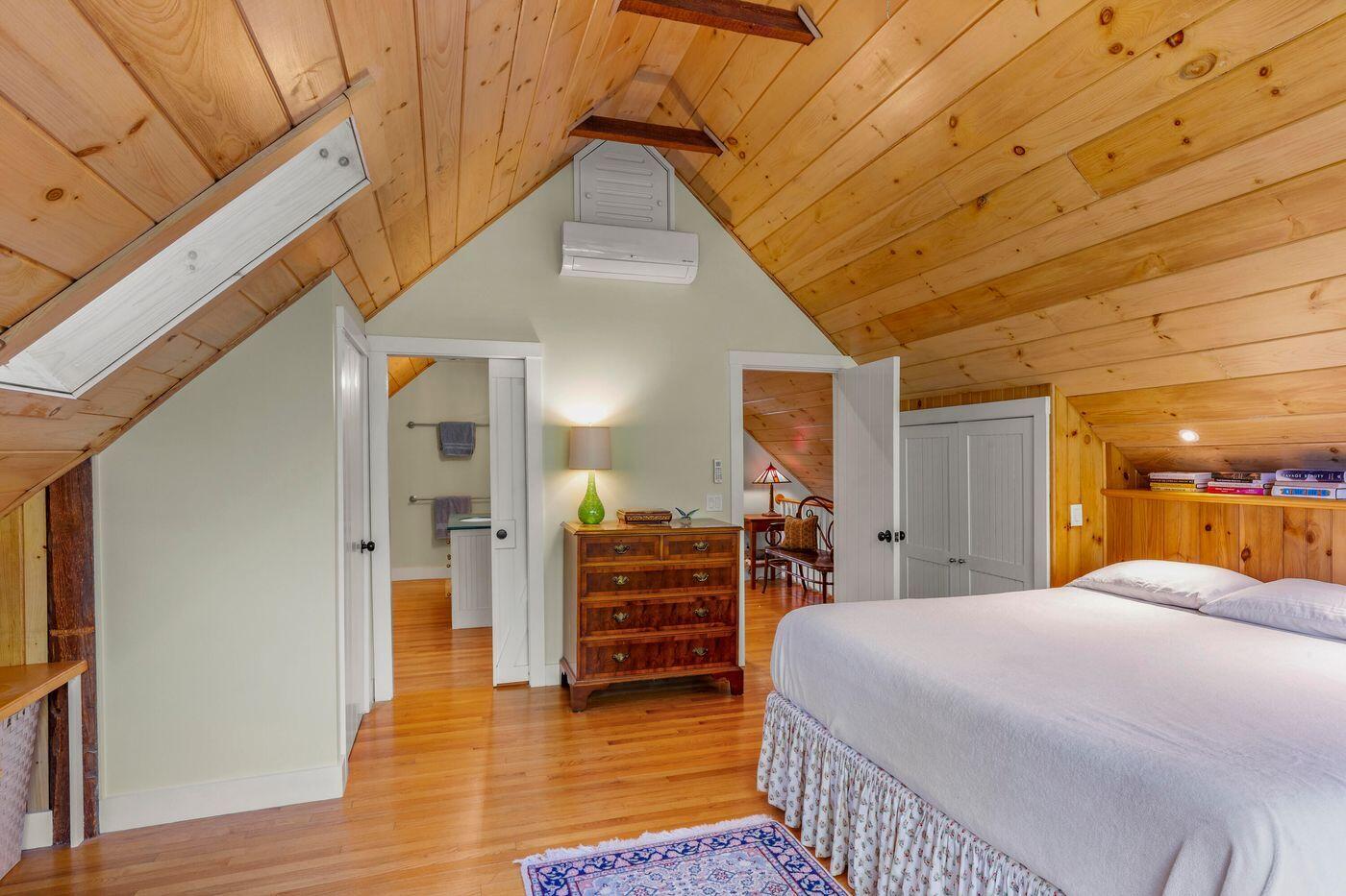 22 High Street Camden ME 04843