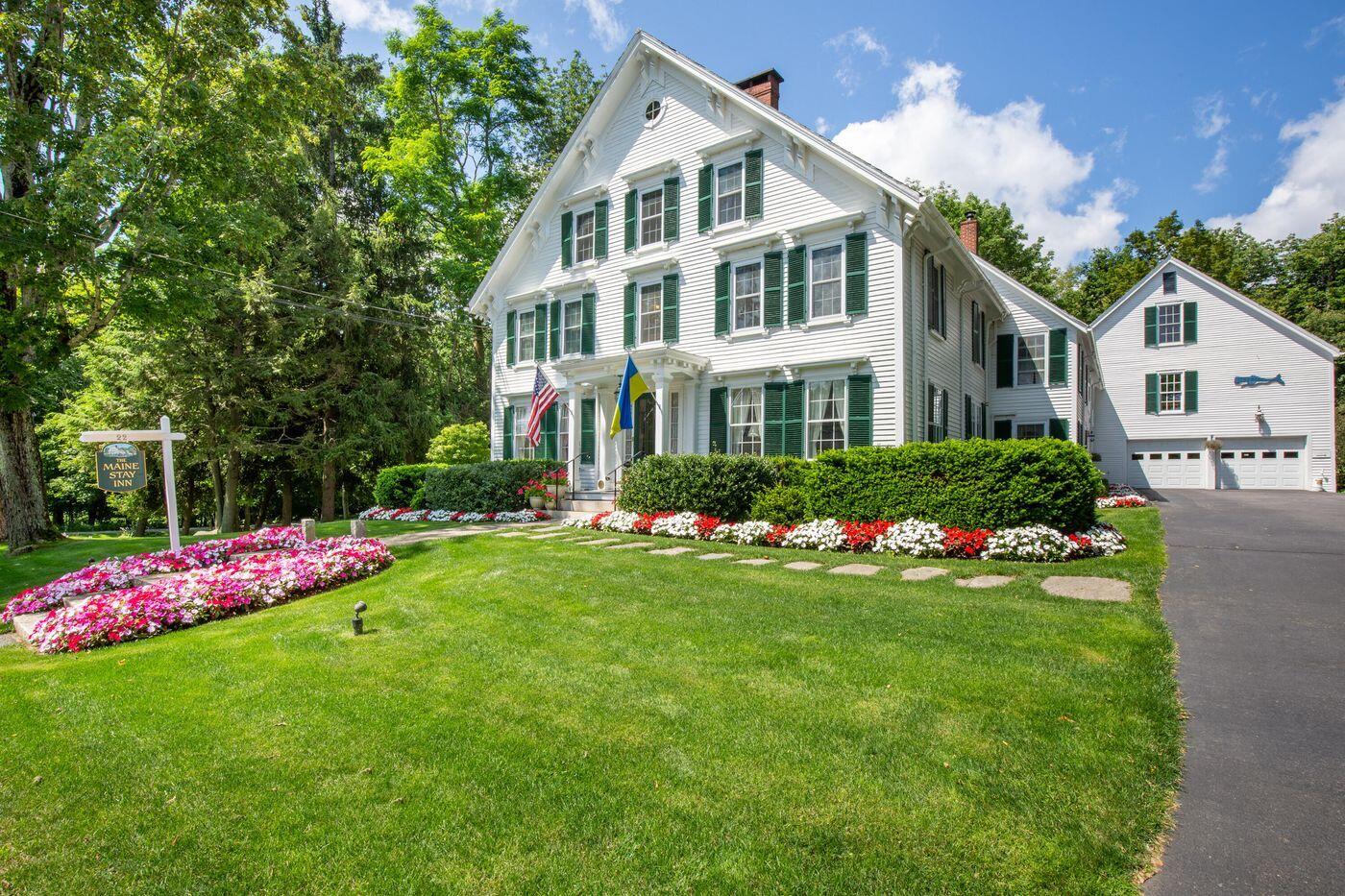 22 High Street Camden ME 04843