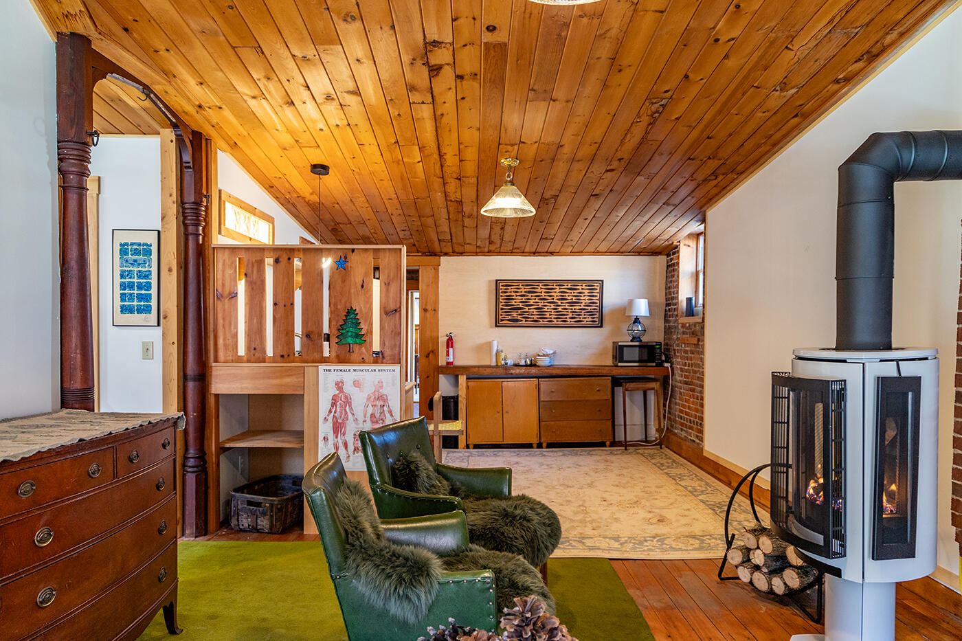 13 Friendship Road Waldoboro ME 04572