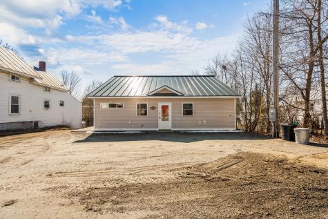 14 Mercer Road Norridgewock ME 04957