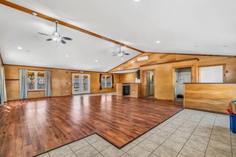 14 Mercer Road Norridgewock ME 04957