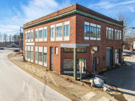 2 Bangor Street Augusta ME 04330